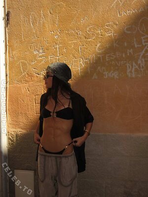 Jade Picon photo