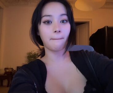 JadeyAnh leaked photo #70