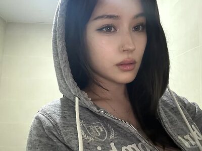 JadeyAnh leaked photo #97