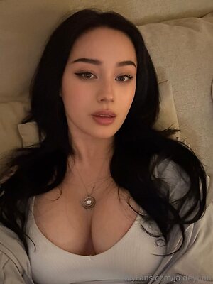 JadeyAnh leaked photo #119