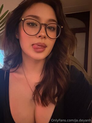 JadeyAnh leaked photo #135