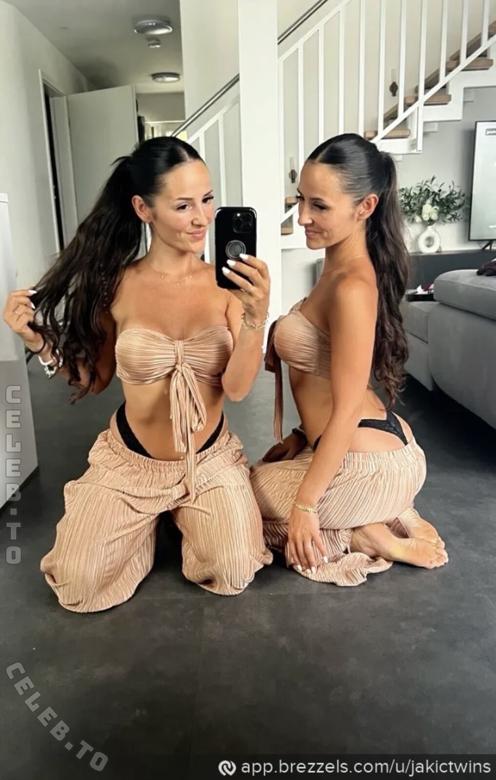 Jakic Twins photo