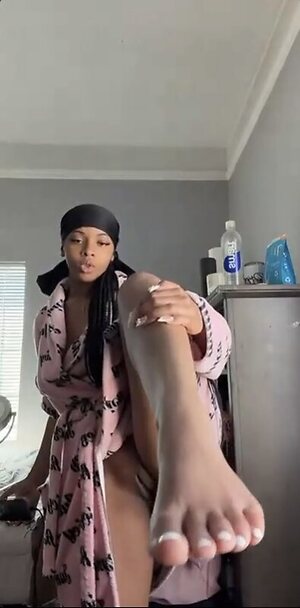 Jaleah 🍃🏳️‍🌈 leaked photo #2