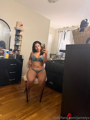 Jamely Vargas Nude Leaked Photo #4