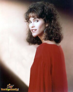 Jami Gertz Nude Leaked Photo #17