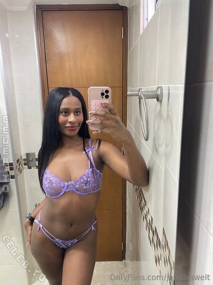 Jamilaswelt Nude Leaked Photo #14