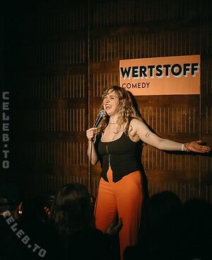 Jana Jansen leaked photo #4