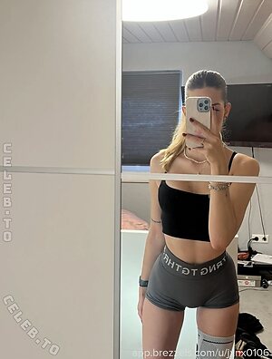 Jana Rothmund leaked photo #33
