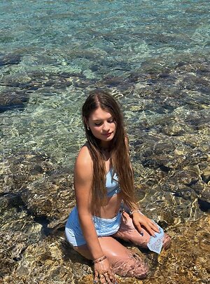 Jana Wolf / jana_officialx photo