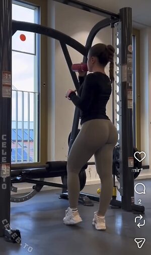 Janaajolie photo