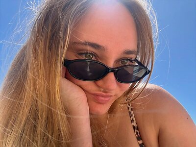 Janae Hitchenor leaked photo #2