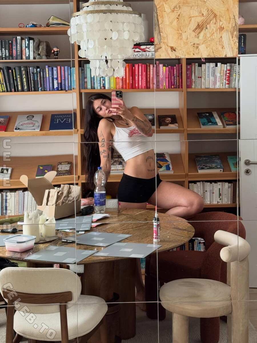 Janaxnell photo