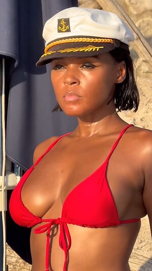 Janelle Monae leaked photo #87