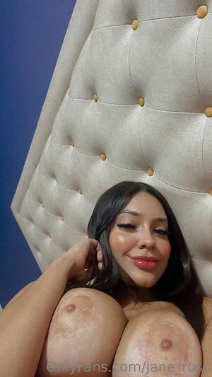 jane_ross leaked photo #6