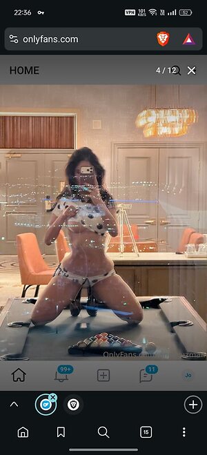 Janet Guzman leaked photo #43