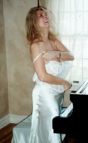 Janet Lupo leaked photo #49