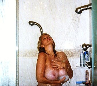 Janet Lupo leaked photo #52