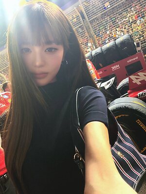 Jang Won-young leaked photos