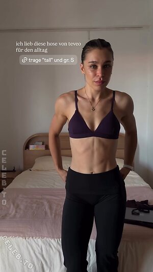 Janin Lea Nude Leaked Photo #11