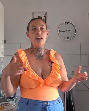 Janine Horn Nude Leaked Photo #9