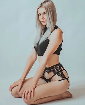 Janka Šiminská leaked photo #32