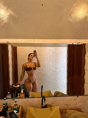 Jany leaked photos