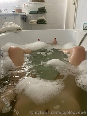 Jasmin Jung Nude Leaked Photo #4