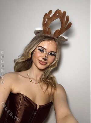 Jasmin Schneider Nude Leaked Photo #3