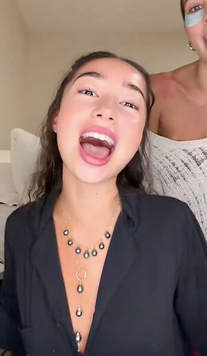 Jasmine Nathan leaked photo #7