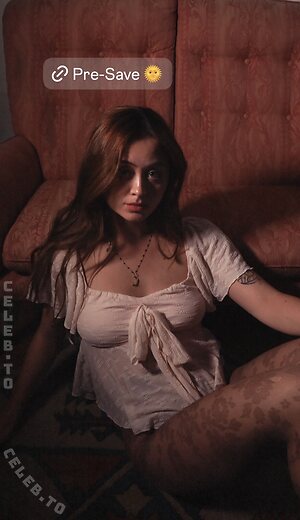 Jasmine Thompson Nude Leaked Photo #4