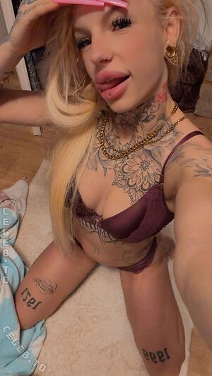 Jaybea Nude Leaked Photo #4