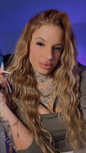 Jaybea Nude Leaked Photo #7