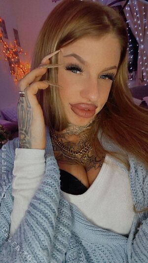 Jaybea Nude Leaked Photo #18