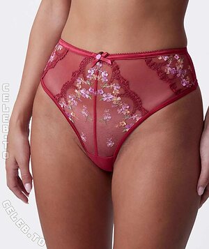 Jayde Pollard Nude Photos