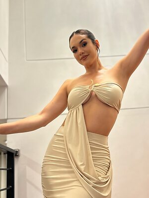 Jazmin Pinedo leaked photo #8