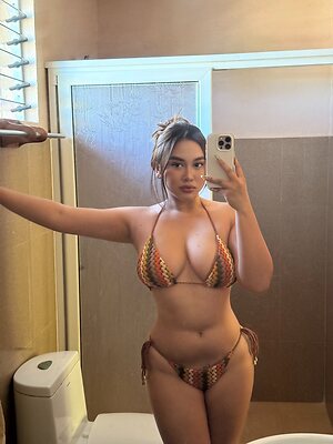 Jazmine Abalo leaked photo #5