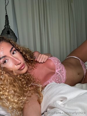 Jazmine Dyer Nude Leaked Photo #2