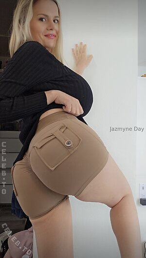 Jazmyneday Nude Leaked Photo #13