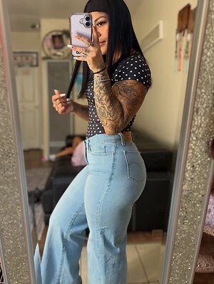 __jazzyfeyxo leaked photo #17