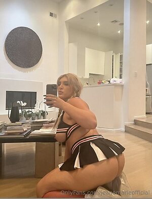 Jeane Marie leaked photo #32