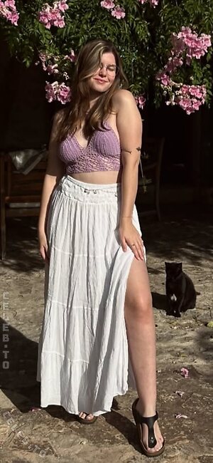 Jeanne.Zeitler Nude Leaked Photo #3