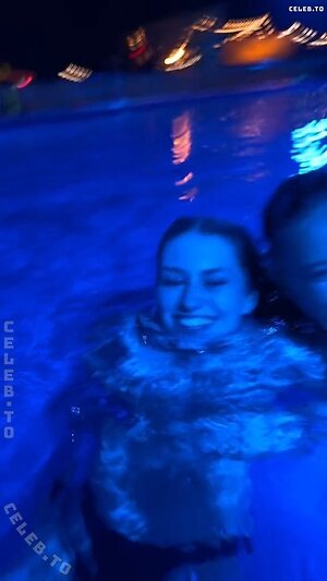 Jeannie-Naomi Wagner Nude Leaked Photo #4