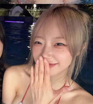 Jeewon Nude Leaked Photo #9