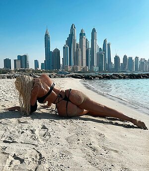 Jelena Karleusa leaked photo #68