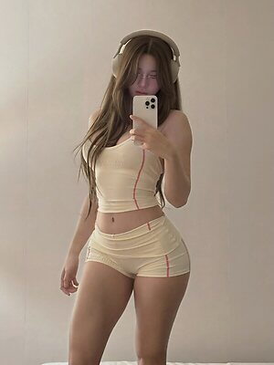 Jel___ly leaked photo #4