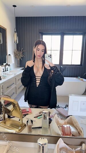 Jenfoxxuwu leaked photo #136