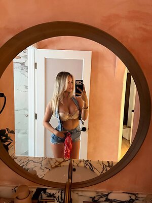 Jenna Berman leaked photo #60