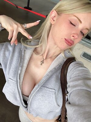 Jenna Lynn Meowri