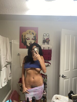 Jennelle Gordon Nude Leaked Photo #29