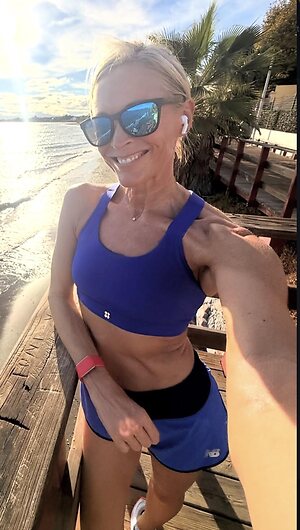 Jenni Falconer leaked photo #39
